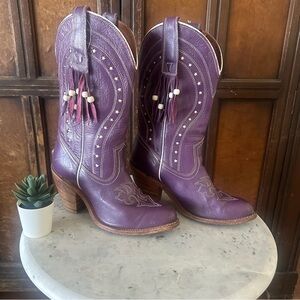 Vintage Capezio purple fringe cowboy boots 8